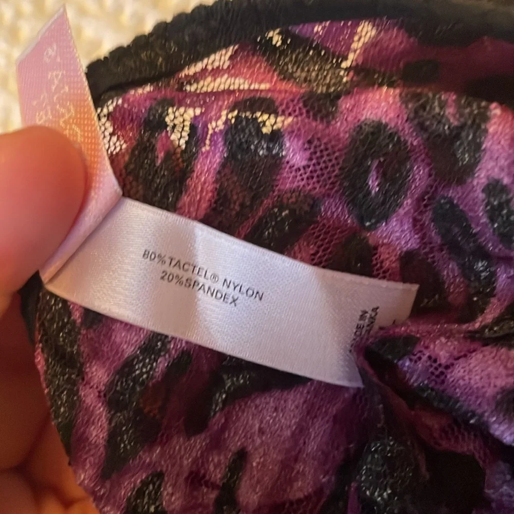 NWOT Vintage Victorias Secret Purple and Black animal print bra & panty 38DD/XL​ - Picture 4 of 8